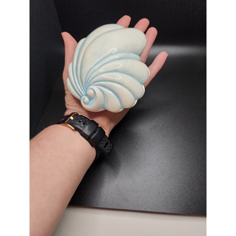 Ceramic Shell Trinket Dish - Picture 5 of 5